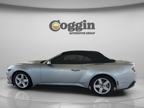 New 2026 Ford Mustang Convertible image 2