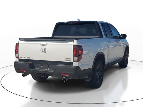Used 2023 Honda Ridgeline Sport image 6