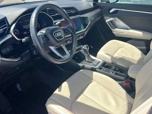 Used 2019 Audi Q3 2.0T Premium Plus w/ Premium Plus Package AWD/4WD image 13