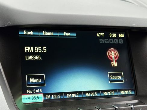 Used 2017 Chevrolet Equinox Premier w/ Enhanced Convenience Package image 18