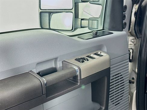 Used 2016 Ford F350 XLT w/ XLT Value Package image 16