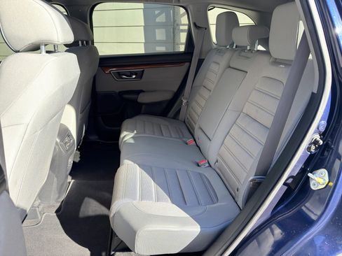 Used 2017 Honda CR-V EX image 17