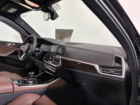 Used 2020 BMW X5 xDrive40i w/ M Sport Package AWD/4WD image 21