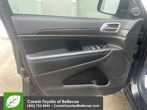 Used 2016 Jeep Grand Cherokee Laredo w/ Quick Order Package 23E image 8