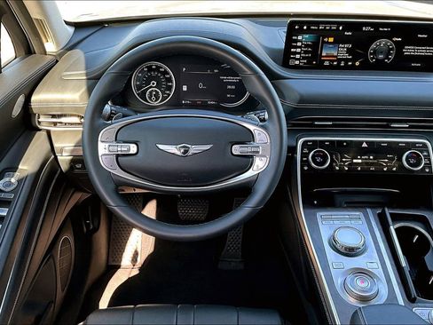 Used 2024 Genesis GV80 3.5T image 8