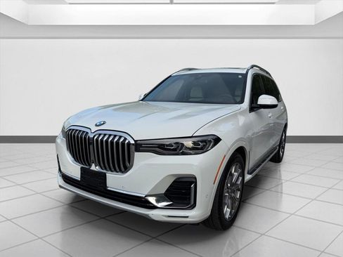 Used 2020 BMW X7 xDrive40i w/ Executive Package AWD/4WD image 9