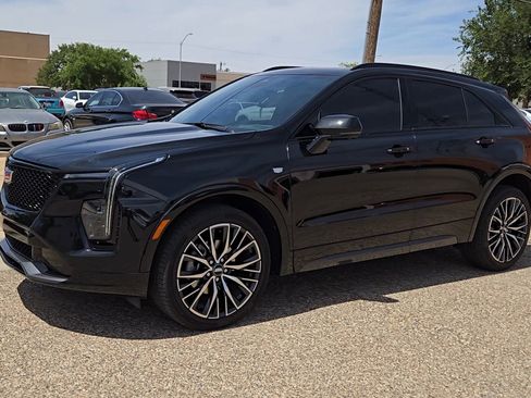 Used 2024 Cadillac XT4 Sport FWD image 4