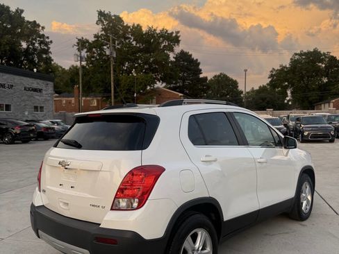 Used 2015 Chevrolet Trax LT w/ LT Sun and Sound Package image 6