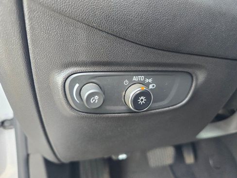 Used 2020 Chevrolet Equinox LT AWD/4WD image 26