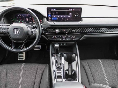 Used 2023 Honda Accord Sport image 14