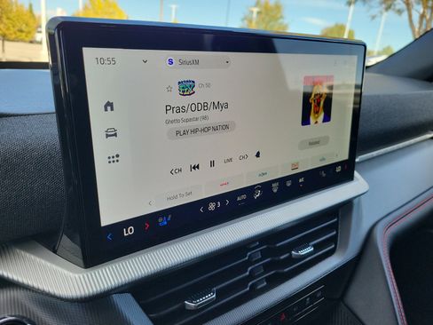 Used 2025 Ford Explorer ST image 21