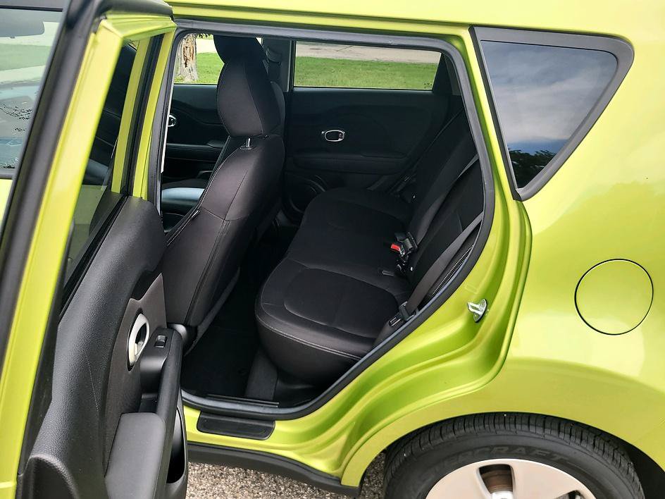Used 2016 Kia Soul w/ Convenience Package FWD image 32