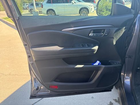 Used 2021 Honda Pilot Special Edition image 20
