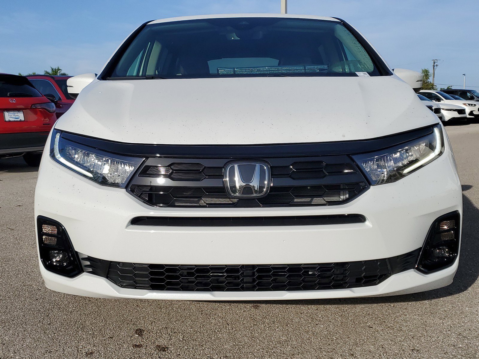 New 2026 Honda Odyssey Elite image 3