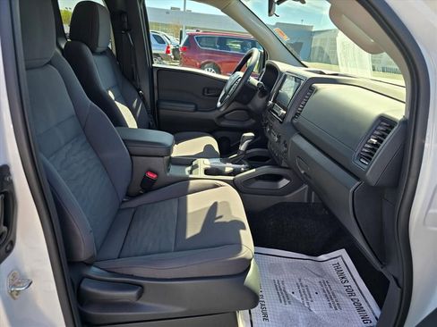 Used 2024 Nissan Frontier S w/ Technology Package image 16