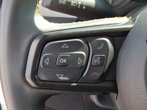 Used 2024 Jeep Wrangler Unlimited w/ Convenience Group AWD/4WD image 18