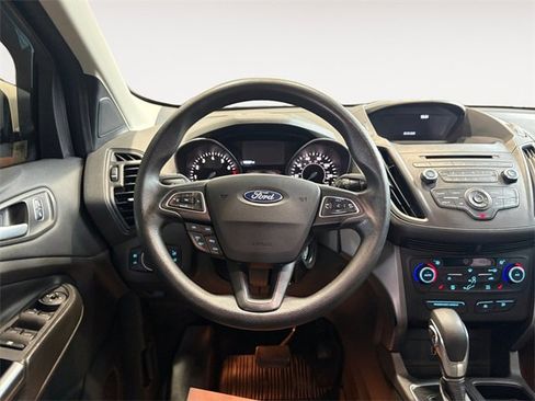Used 2018 Ford Escape SE image 10