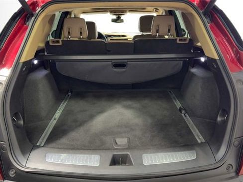 Used 2019 Cadillac XT5 Platinum image 36