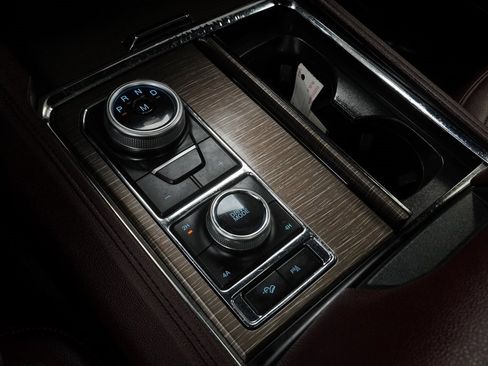 Used 2023 Ford Expedition Max Limited image 34