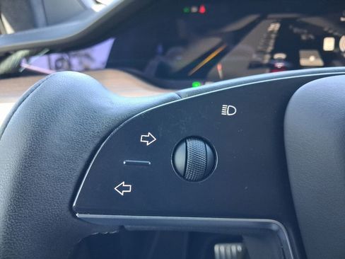 Used 2022 Tesla Model X AWD/4WD image 28