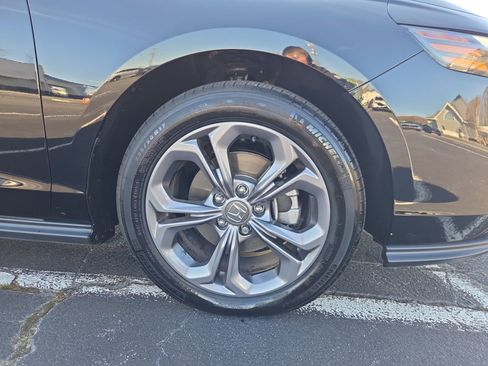 Certified 2023 Honda Accord EX image 25