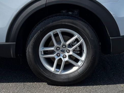 Used 2026 Ford Explorer Active RWD image 12
