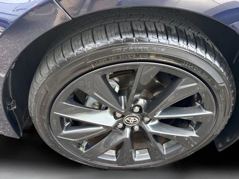 Used 2023 Toyota Corolla SE image 9