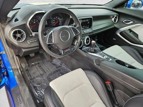 Used 2018 Chevrolet Camaro SS image 10