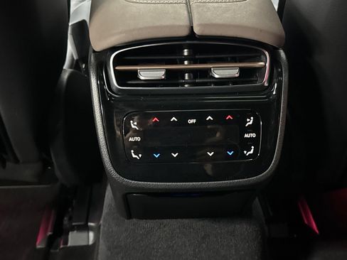 Used 2023 Mercedes-Benz EQS 580 4MATIC Sedan image 34