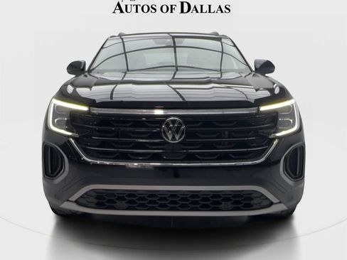 Used 2024 Volkswagen Atlas Cross Sport SE w/ Black Wheel Package FWD image 3