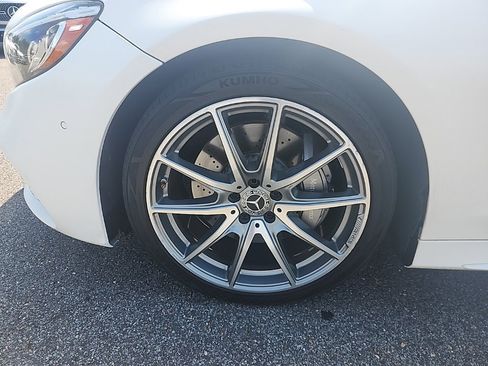 Certified 2018 Mercedes-Benz S 560 4MATIC Coupe image 11