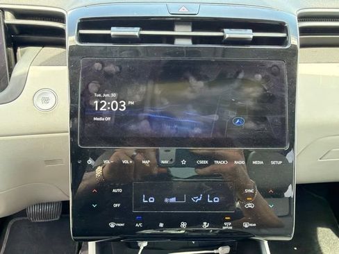 Used 2022 Hyundai Tucson Limited w/ Cargo Package AWD/4WD image 21