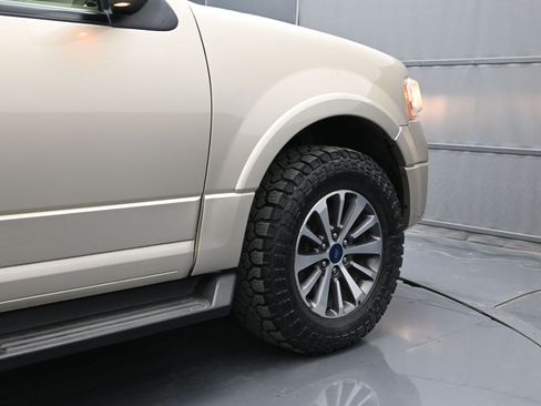 Used 2017 Ford Expedition EL XLT w/ Equipment Group 202A image 47