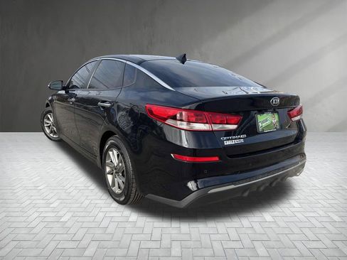 Used 2020 Kia Optima LX image 3