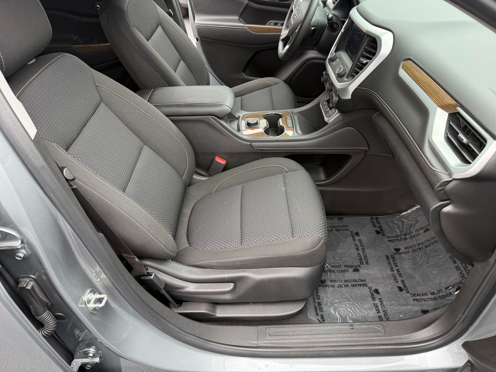 Used 2023 GMC Acadia SLE AWD/4WD image 12