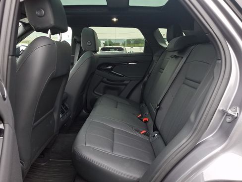 Used 2026 Land Rover Range Rover Evoque S AWD/4WD image 8