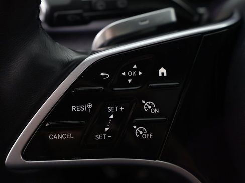 Used 2024 Mercedes-Benz GLE 450 4MATIC image 50