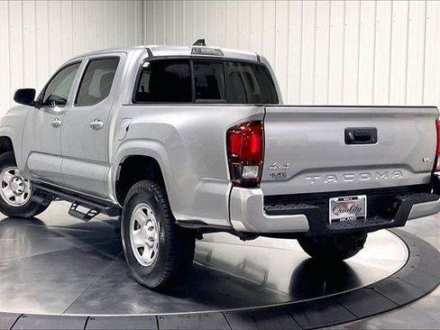 Used 2023 Toyota Tacoma SR AWD/4WD image 12