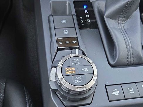 New 2025 Toyota Tacoma TRD Off-Road image 25