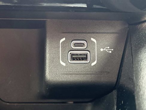 Certified 2025 Jeep Compass Limited AWD/4WD image 30