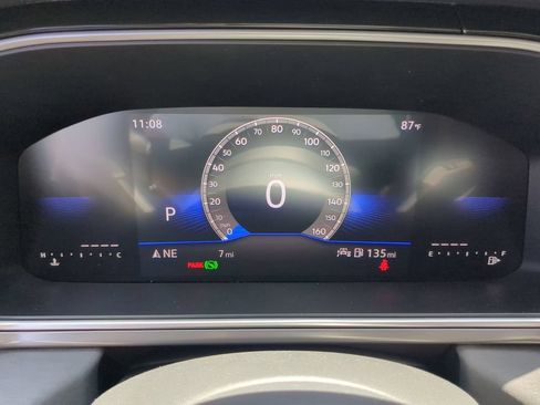 New 2026 Volkswagen Taos SE FWD image 31