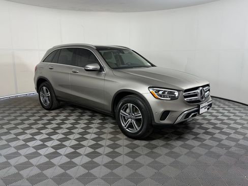 Used 2021 Mercedes-Benz GLC 300 4MATIC image 7