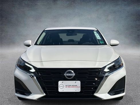 New 2025 Nissan Altima 2.5 SL image 6