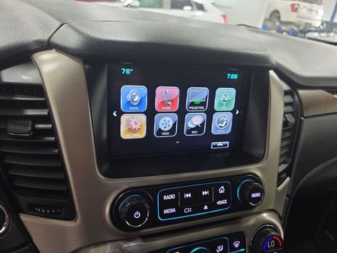 Used 2020 GMC Yukon XL Denali w/ Denali Ultimate Package AWD/4WD image 13
