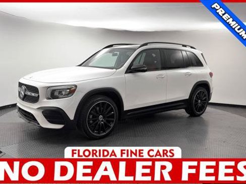 Used 2022 Mercedes-Benz GLB 250 image 1