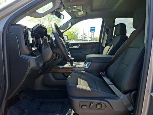 New 2026 Chevrolet Silverado 1500 RST AWD/4WD image 9