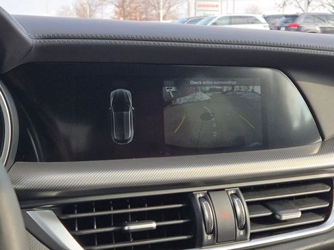 Used 2023 Alfa Romeo Stelvio Veloce image 29