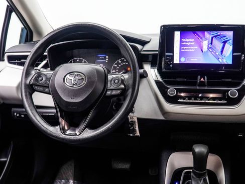Used 2024 Toyota Corolla LE FWD image 16