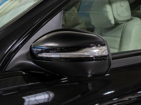 New 2026 Mercedes-Benz GLS 580 4MATIC image 10