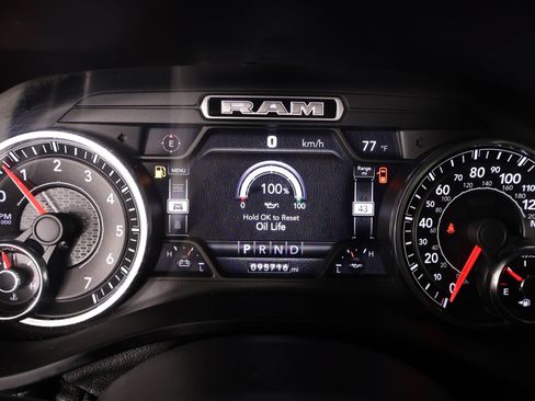 Used 2021 RAM 1500 Laramie AWD/4WD image 4